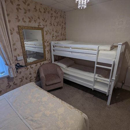 Bed and Breakfast The Stafford à Blackpool Chambre photo