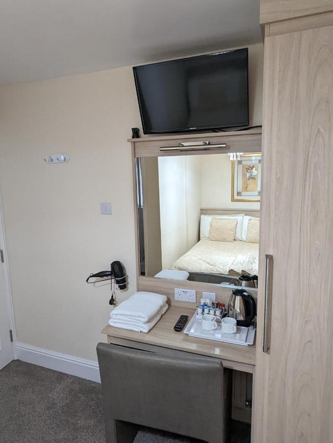 Bed and Breakfast The Stafford à Blackpool Extérieur photo