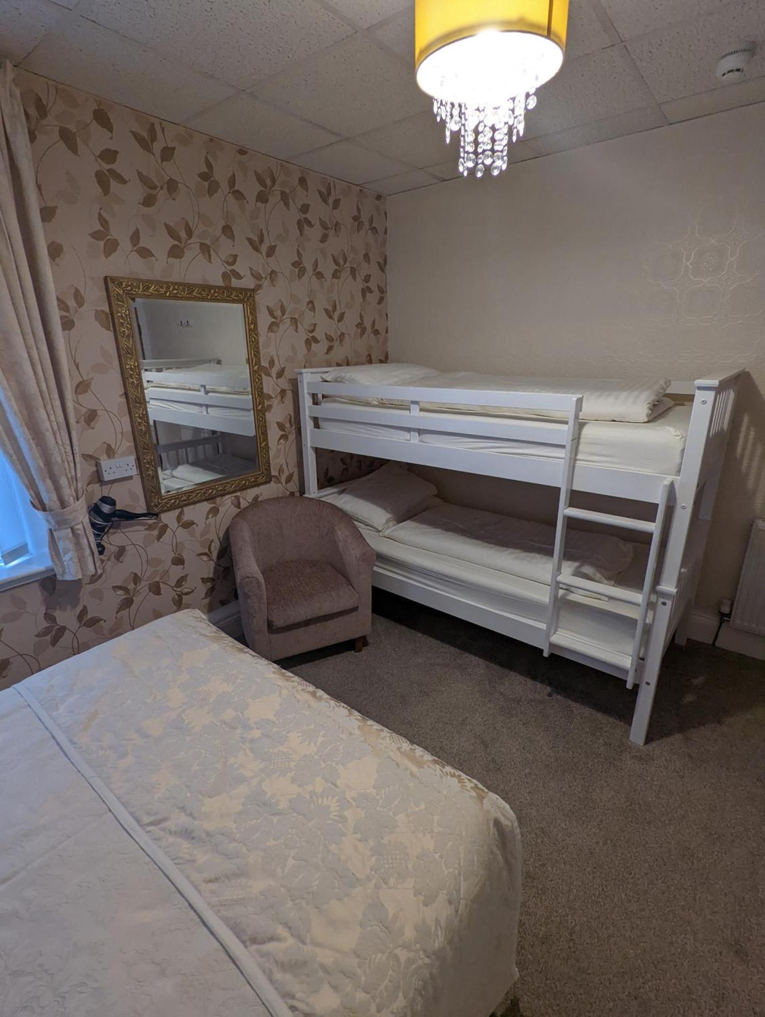 Bed and Breakfast The Stafford à Blackpool Chambre photo