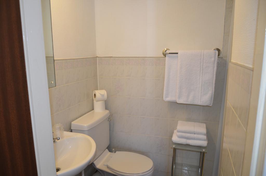 Bed and Breakfast The Stafford à Blackpool Chambre photo
